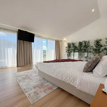 Casas Capela By O'porto Seven * Ferral