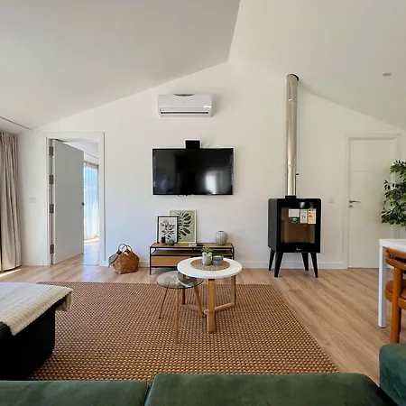 Casas Capela By O'porto Seven Ferienhaus Ferral